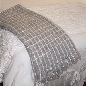 gray square throw blanket